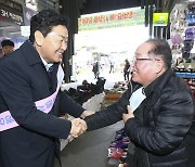 '도민 속으로'…김관영 전북지사, 2달간 지역 방문