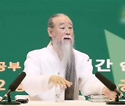 ‘천공 尹관저 개입’ 재등장…“CCTV 공개해야” “청담동 시즌2”