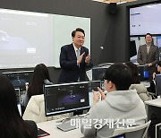 Korea to foster talent in science and technology for future growth