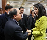 김건희 여사, 한국수어의날 기념식 참석