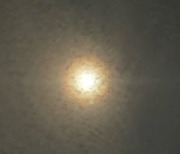 구름 속 퍼진 밤하늘 달빛.. 제주서 '달코로나' 관측