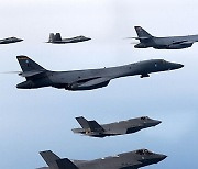 미국 F-22·F-35B, 한국 F-35A와 이틀 만에 서해상 또 연합훈련