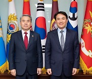 김진태 강원지사, 국방부 장관과 군납 수의계약 유지 방안 논의