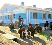 북한, 건군절 맞아 '인민을 위한' 군의 각종 헌신 부각