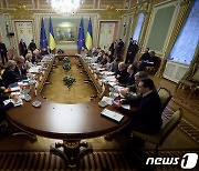 [포토] 키이우서 열린 EU-우크라 정상회담