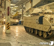 [딥포커스]서방 주력 탱크, 우크라에 총집결…어느 나라가 어떤 탱크 보내나
