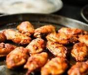 사라진 닭날개 1만 상자…식재료 빼돌린 美 급식 담당관