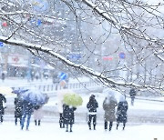 [포토친구] 눈 온 날 아침 도시 풍경