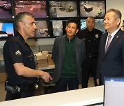 LA올림픽 경찰서 방문한 이상민 장관