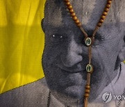 APTOPIX South Sudan Pope