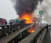 중국 창사서 차량 50대 연쇄추돌…82명 사상