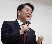 尹 ‘윤핵관’ 비판 安 겨냥 “국정 운영 방해꾼” 경고