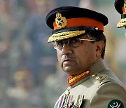 파키스탄 ‘군부 독재’ 무샤라프 전 대통령 별세