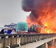 中 창사서 차량 50대 연쇄 추돌… 16명 사망