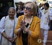 India Hillary Clinton