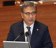 [포토]대정부질문, '답변하는 박진 장관'