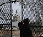 미 국회의사당에 설치되는 울타리
