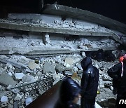 튀르키예 강진에 시리아서도 건물 붕괴