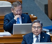 이상민 장관 '대정부 질문 고심'