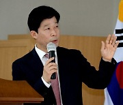 지역인재양성 1호 책임자 이철우 지사, SK인력양성팀 가동