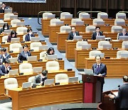 대정부질문서 국민의힘 ‘이재명 수사’ 민주당 ‘김건희 수사’ 집중 공세