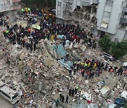 사망자 벌써 수천명…튀르키예 최악 대지진