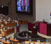 [머니S포토] 정치ㆍ외교ㆍ통일ㆍ안보 대정부질문 답하는 이상민 장관