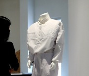 '앙드레 김의 평상복' 서울공예박물관 '衣·表·藝, 입고 꾸미기 위한 공예' 전시