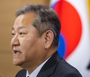 “화력 떨어진다”…‘이상민 탄핵’ 당론에도 웃지 못하는 민주당