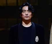 정문성 "김유정과 18살 나이 차, 문제 된 적 없다"('셰익스피어 인 러브')