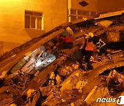 WHO "튀르키예 지진으로 최대 2300만명 영향받을 것"