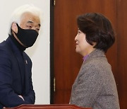 정의, 10.29 참사 유가족 만나 "2월에 조사기구 특별법 발의"
