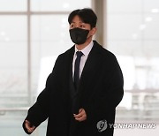 '복귀 무산' 안현수 입 열었다…연금수령 논란 반박
