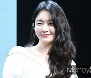 "18세 데뷔 때부터"… 천륜 끊은 강민경, 연이은 구설수