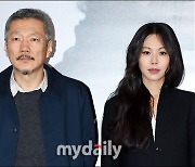 '8년째 불륜' 홍상수·김민희, 베를린영화제 동반 참석한다