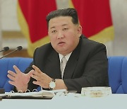 김정은 참석 중앙군사위 개최…"전쟁준비태세 완비"