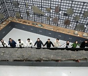 길이 ‘10.2m’ 국내 최대 나무화석 공개
