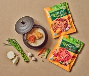 풀무원 '지구식단 솥솥 주먹밥' 출시…식물성 제품군 확대