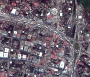 지진 발생 후 이슬라히예 고속도로 위성사진