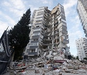 [포토] 대지진 강타 시리아 알레포의 붕괴된 건물들