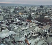 튀르키예·시리아 강진 사망자 만 명 넘어...이재민 2천300만 명
