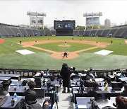 KBO리그, 평균 경기시간 3시간 5분 목표 ‘친목행위 금지’