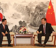 최대호 안양시장, 중국·라오스 대사 협력 논의