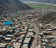 페루, 폭우·산사태로 12명 사망···5개 마을 휩쓸려