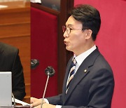 "수사 불공정 여론" "죄는 증거·팩트로"…민주·한동훈 설전