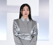 [ST포토] 김다미, 자칫하면 은갈치 패션도 완벽 소화