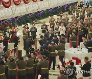 '건군절' 기념연회 참석한 북한 김여정