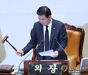 [2보] 국회, 이상민 탄핵안 가결…헌정사 첫 국무위원 탄핵소추