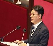 대정부 질문하는 김민석 의원