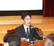 금감원, 'DSR 우회' 꼼수 대출 막는다…연봉 기준 통일